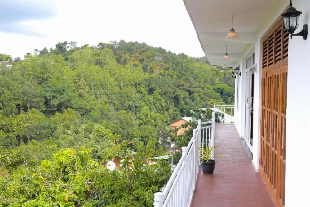 Villa Serene Image 26